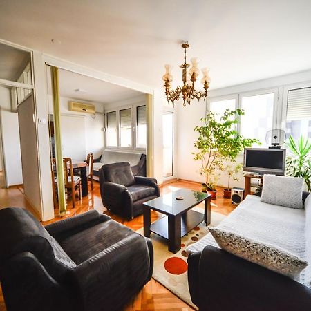 Apartman Centar Lux Pirot Exteriér fotografie