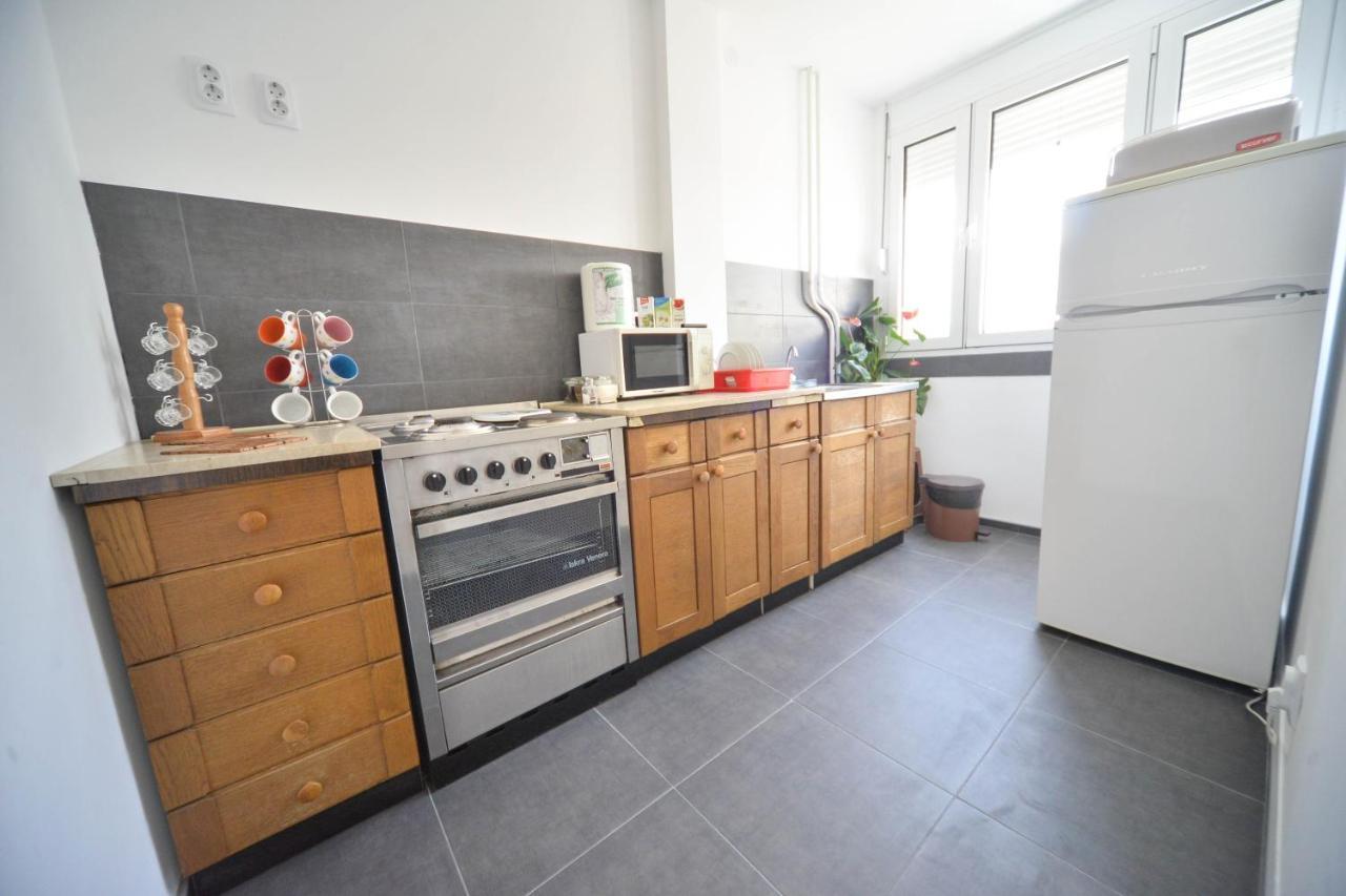 Apartman Centar Lux Pirot Exteriér fotografie