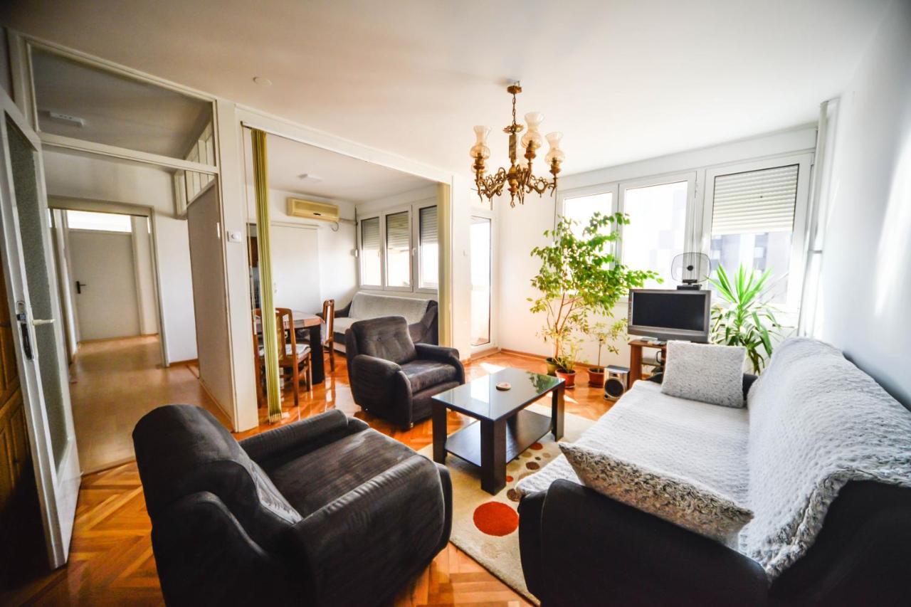 Apartman Centar Lux Pirot Exteriér fotografie