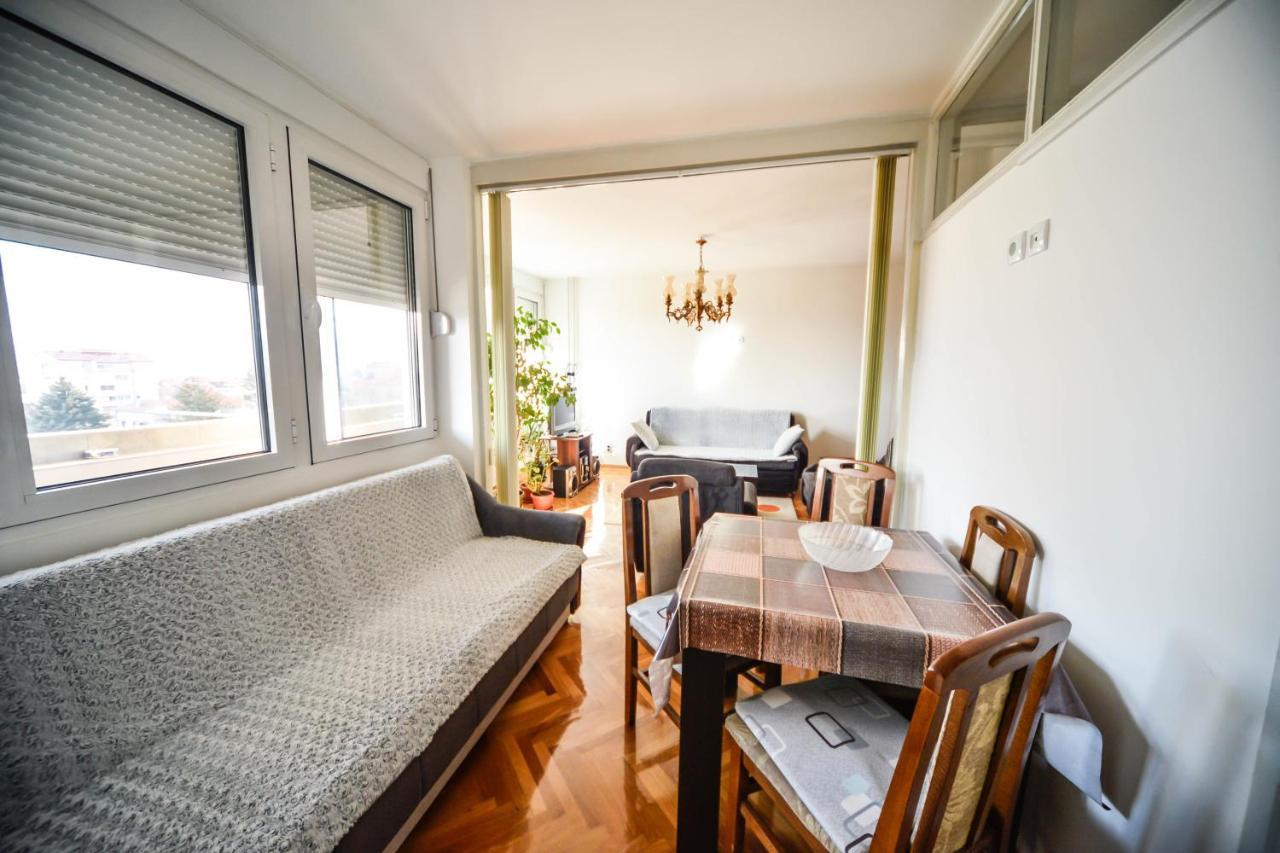 Apartman Centar Lux Pirot Exteriér fotografie